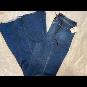Free People lace up flares! 💃🏻